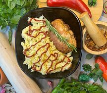 Котлета куриная с макаронами