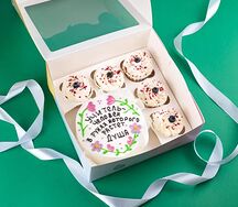 Бенто-торт с капкейками Учитель - душа!