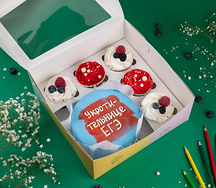 Бенто-торт с капкейками Укротительнице Егэ