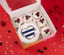 Бенто-торт с капкейками Надень тельняшку