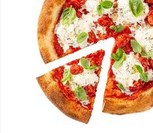 С базиликом и страчателлой круглая