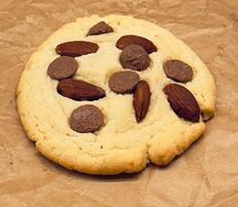 Кукис Миндаль