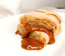 Блин с варёной сгущёнкой