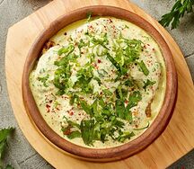 Цыплёнок Чкмерули в сливочно-чесночном соусе