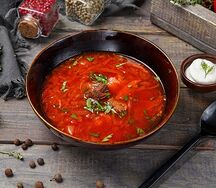 Борщ домашний с салом