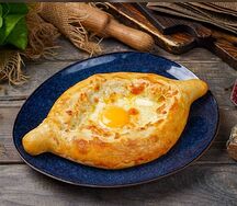 Хачапури по-аджарски