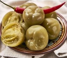 Солёные зелёные помидоры по-грузински