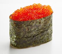 Гункан с тобико