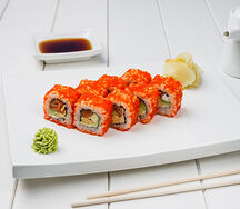 Ролл Калифорния с лососем
