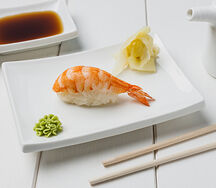 Суши с креветкой