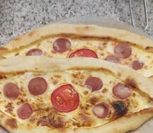 Пиде с сосиской