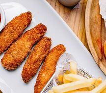 Куриные палочки в панировке