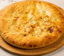 Осетинский пирог с картофелем и сыром
