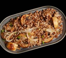 Гречка с грибами и луком