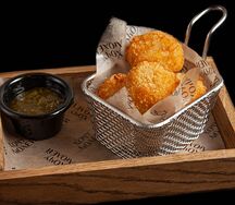 Шарики из копчёных сыров