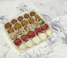 Клубника в шоколаде в подарок на день рождения