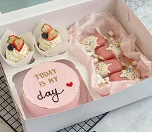 Набор бенто-торт, капкейки и эскимо Today is my day