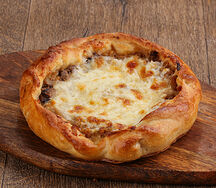 Жюльен с курицей, грибами и сыром