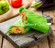 Шаурма в шпинатном лаваше