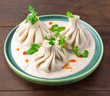 Хинкали со свининой и говядиной