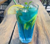 Фирменный лимонад Голубая лагуна