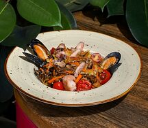 Вок с морепродуктами