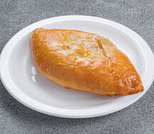 Пиражок с яблоком