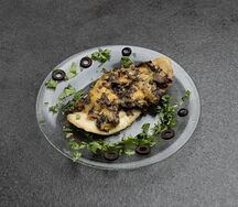 Филе куриное с грибами под сыром