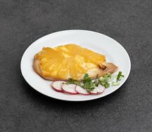 Свинина с ананасам