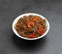 Лапша гречневая с овощами