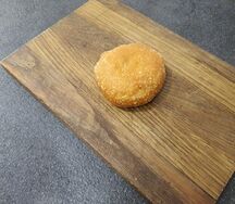 Жареный пирожок с картофелем