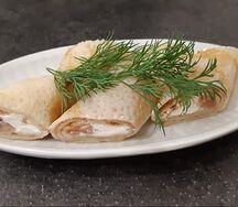 Мини-блинчик с рыбой