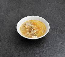 Щи из свежей капусты с курицей