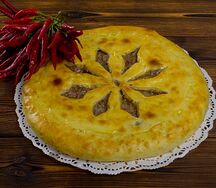 Пирог с мясом Фыдджын