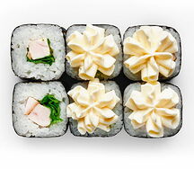 Сливочный ролл с курицей