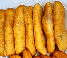 Пирожок со жареной капустой