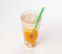 Դեղձի սառը թեյ