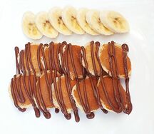 Голландские мини панкейки с бананом