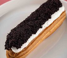 Эклер маковый