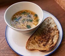 Куриный суп с яйцом