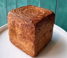 Кубический круассан