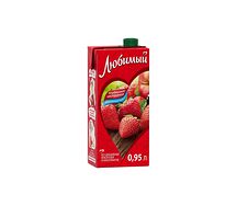 Любимый яблоко, клубника и черноплодная рябина