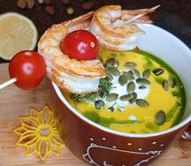 Тыквенный крем-суп с креветками