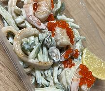 Салат с морепродуктами