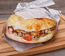 Шаурма в пите с курицей