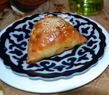 Самса слоёная с говядиной