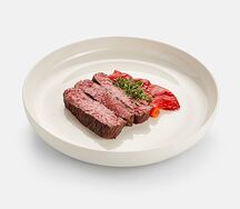 Стейк бавет с маринованным перцем и кориандром 