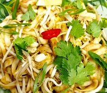 Пад тай с морепродуктами