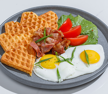 Яичница с беконом