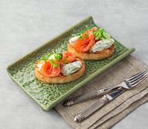 Брускетта с лососем и сливочным сыром